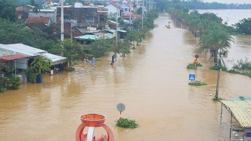 Dự báo thời tiết 3 ngày tới (13-15/10): Từ ngày mai, Bắc Bộ và Trung Trung Bộ mưa to đến rất to; cảnh báo nguy hiểm do cơn bão số 7
