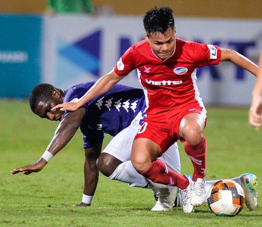 CLB Hà Nội tiếp tục gây áp lực lên ngôi đầu bảng của CLB Viettel clb ha noi tiep tuc gay ap luc len ngoi dau bang cua clb viettel