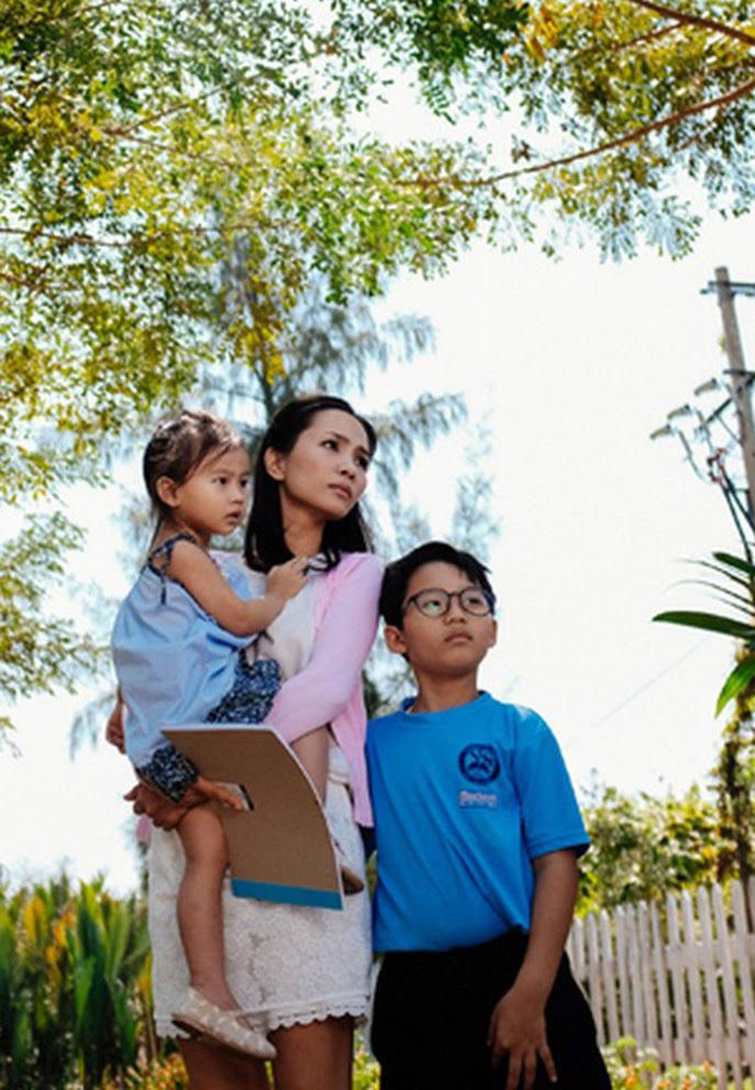 40 tuoi ca sy hoang bach hanh phuc ben gia dinh nho 1 vo 3 con