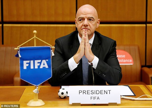 Tin bóng đá 24h hôm nay 28/10: Chủ tịch FIFA mắc Covid-19; nhận định trận đấu Man Utd-RB Leipzig; HLV Zidane ca ngợi các học trò