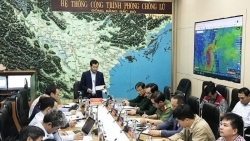 Sơ tán khẩn cấp gần 400 nghìn người tránh bão số 9