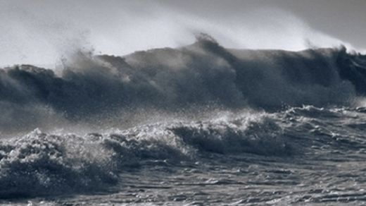 Dự báo thời tiết biển ngày và đêm nay (30/10): Các vùng biển mưa rải rác và dông; khu vực Bắc và giữa Biển Đông, quần đảo Trường Sa biển động mạnh