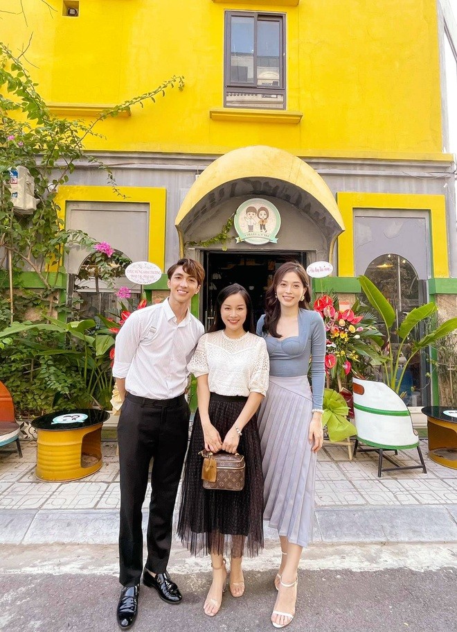 11 tháng 5 ngày đóng máy,