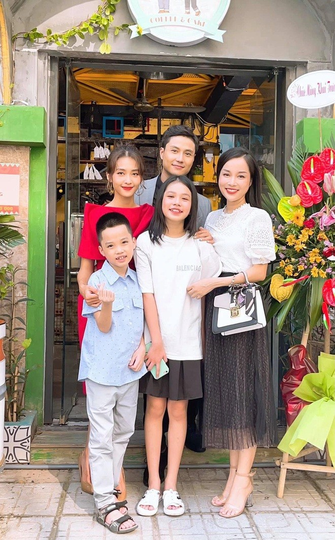 11 tháng 5 ngày đóng máy,