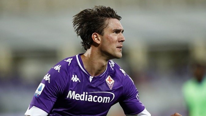 Cập nhật tin chuyển nhượng cầu thủ: Juventus quan tâm Vlahovic; Man Utd củng cố đội hình; PSG thuyết phục Mbappe ở lại