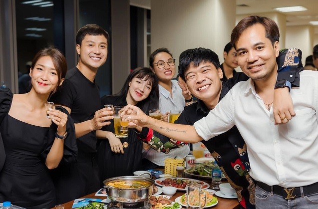 11 tháng 5 ngày: Những hình ảnh chứng tỏ Khả Ngân - Than Sơn 'phim giả tình thật'