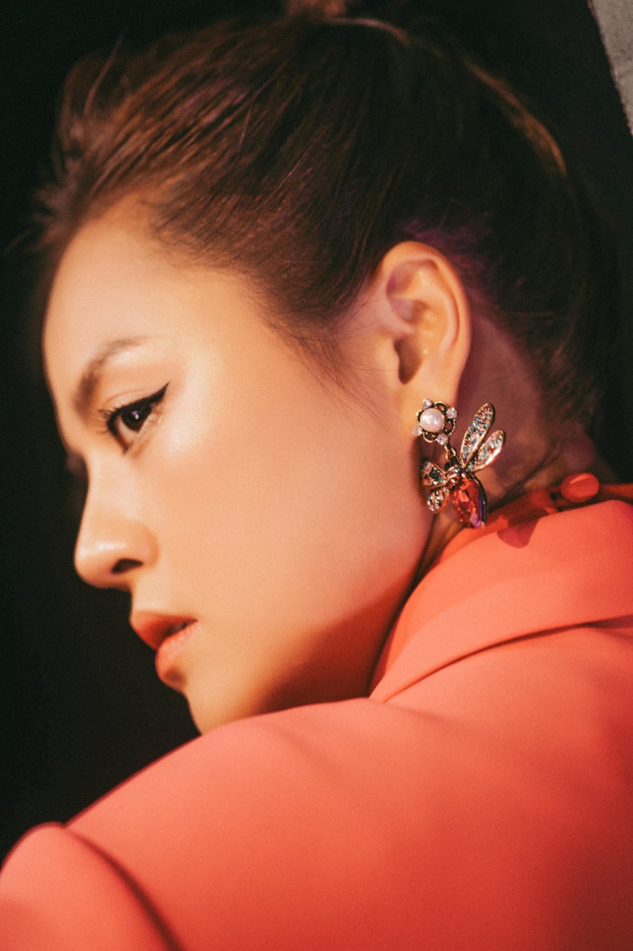 Hương vị tình thân: Thu Quỳnh ghi điểm phong cách thời trang trên phim cũng như trong cuộc sống