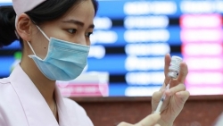 Covid-19: Cuối tháng 10 sẽ tiêm vaccine cho trẻ em; Quảng Bình, Bến Tre thêm F0