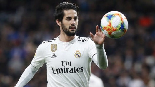Chuyển nhượng cầu thủ Ngoại hạng Anh: MU tăng tiền vệ; Leicester thuyết phục Isco; Arsenal muốn có Belotti