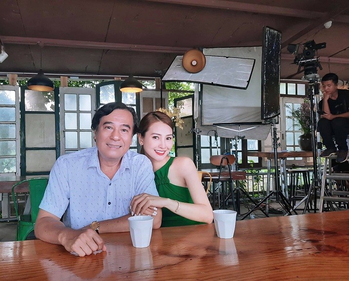 11 tháng 5 ngày: MC VTV Huyền Trang chia sẻ về vai diễn sắp lên sóng, mong Khả Ngân - Thanh Sơn thành đôi 11 tháng 5 ngày: MC VTV Huyền Trang chia sẻ về vai diễn sắp lên sóng, mong Khả Ngân - Thanh Sơn thành đôi