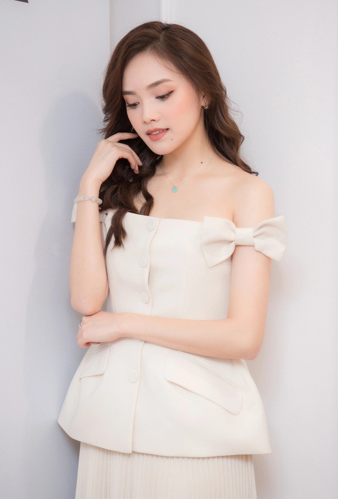 Dàn Hoa hậu Việt Nam... thon gọn, rạng rỡ quyến rũ khi hội tụ sau thời gian dài giãn cách xã hội