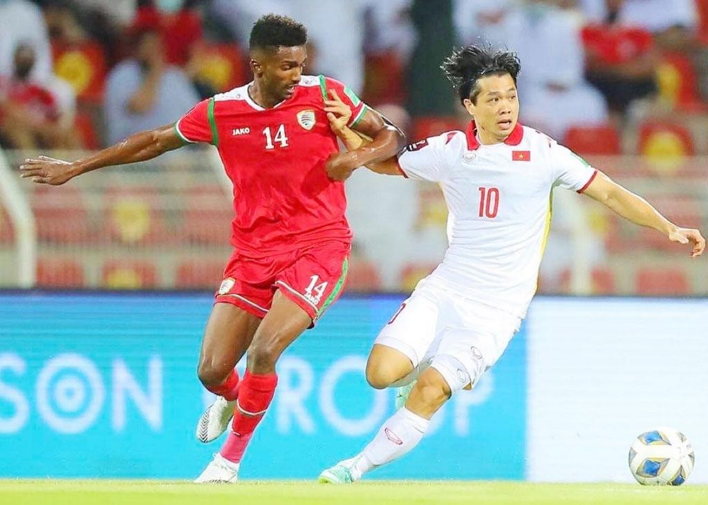 Bảng xếp hạng FIFA tháng 10/2021: Đội tuyển Việt Nam vẫn đứng đầu Đông Nam Á dù tụt 3 bậc; Thái Lan thu hẹp khoảng cách