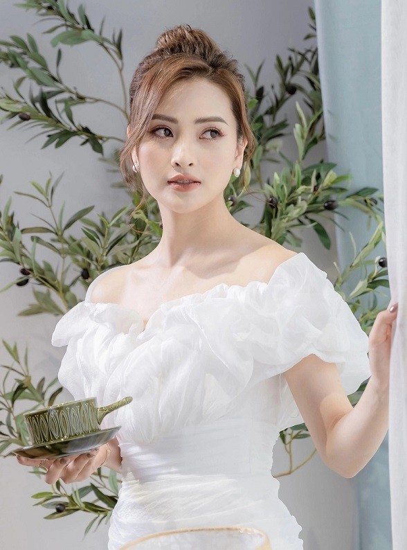 MC Huyền Trang trải lòng về vai diễn dễ gây trái chiều trong '11 tháng 5 ngày'