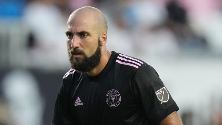 Cập nhật tin chuyển nhượng cầu thủ: Cập nhật tin chuyển nhượng cầu thủ: