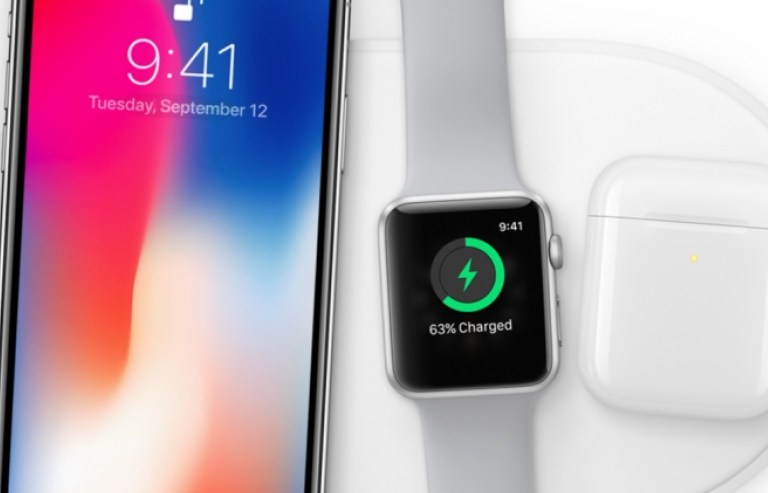 Sạc không dây cho iPhone X có giá hơn 4 triệu đồng