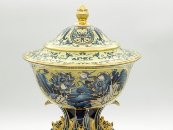 Chén ngọc: Quà tặng chính thức cho lãnh đạo 21 nền kinh tế APEC