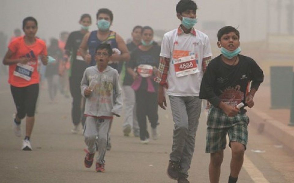 Khói mù vượt ngưỡng 10 lần tiếp tục bao trùm thủ đô Ấn Độ tuần thứ 2 khoi mu vuot nguong 10 lan tiep tuc bao trum thu do an do tuan thu 2