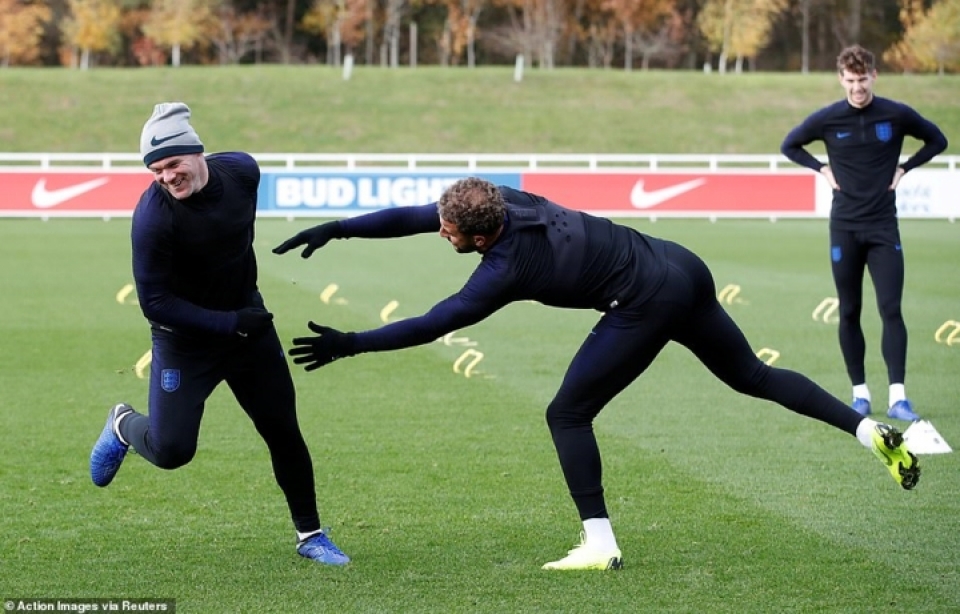 tuyen anh tri an wayne rooney so 10 va tam bang doi truong