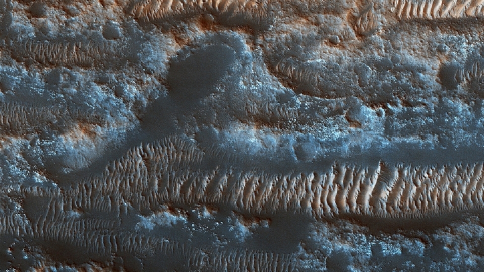 hinh anh ky thu tren be mat sao hoa