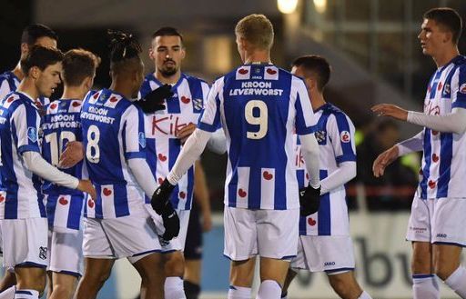 Đội bóng Heerenveen của Văn Hậu bất bại trận đấu thứ 8 liên tiếp