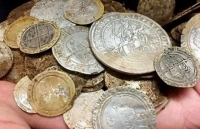 phat hien hu tien vang hon nghin nam tuoi chon bi mat trong den noi tieng