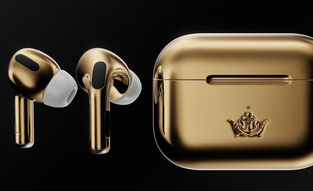 Giá cao chót vót 67.000 USD, tai nghe AirPods Pro vẫn không đủ hàng để bán