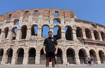 Hành trình thần tốc 'không tưởng': Thăm 7 kỳ quan thế giới chỉ trong 7 ngày