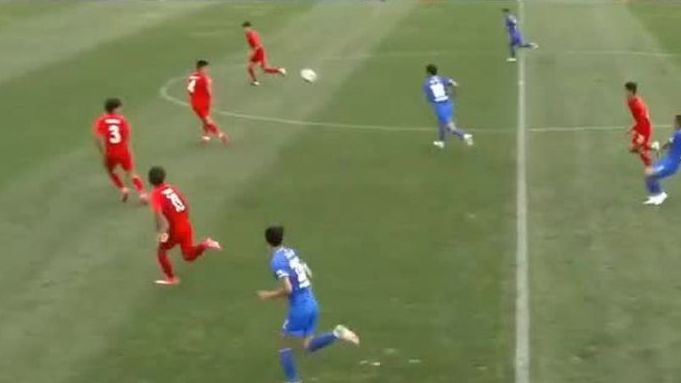 Tin bóng đá 24h hôm nay 6/11: Cầu thủ Trung Quốc lập siêu phẩm khó tin; HLV Solskjaer thái độ lạ trên sân tập; Paul Pogba rớt giá thảm