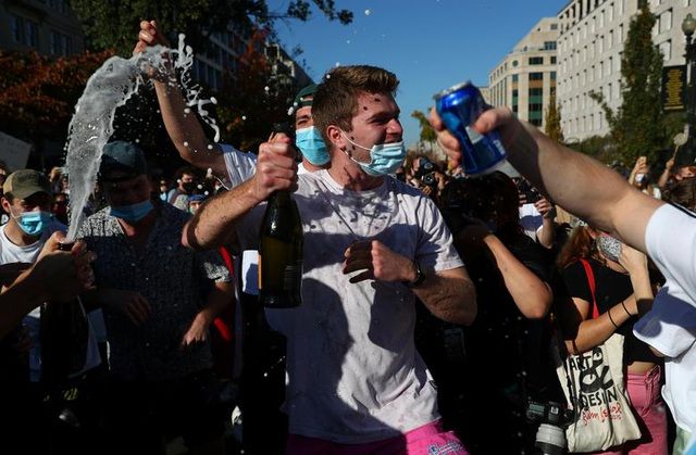 bau cu my 2020 nu cuoi va nuoc mat cua cu tri my sau chien thang cua ong joe biden