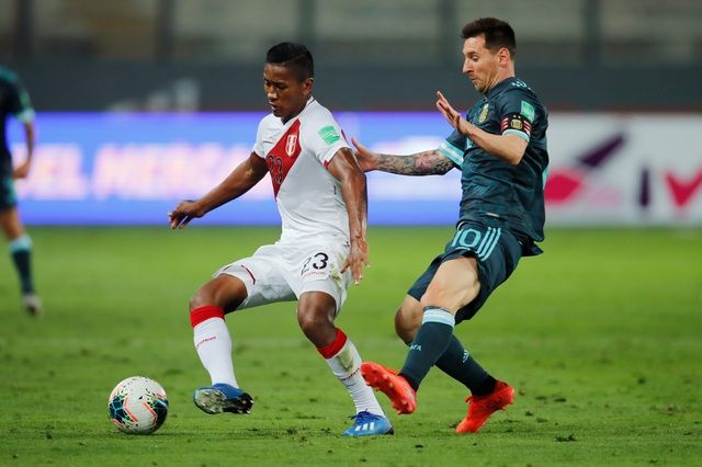 Messi dù không ghi bàn nhưng để lại nhiều ấn tượng trong trận thắng của Argentina trước Peru.