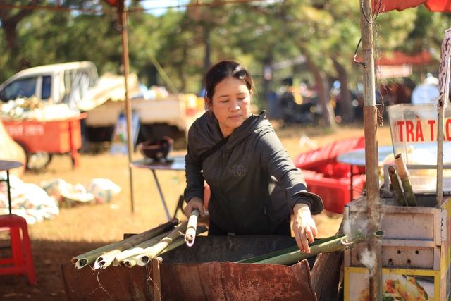 Ngắm đồi cỏ hồng đầu Đông nơi cao nguyên Gia Lai