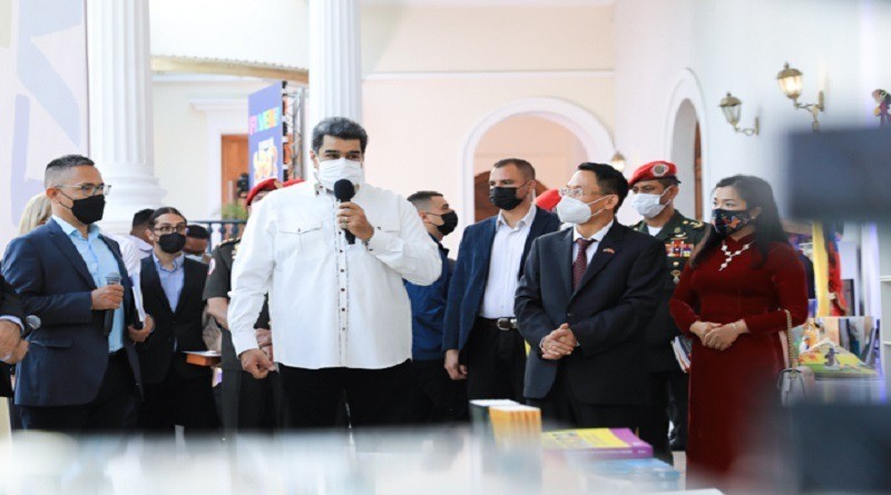 Việt Nam tham dự Hội chợ Sách Quốc tế Venezuela lần thứ 17 (FILVEN 2021) Việt Nam tham dự Hội chợ Sách Quốc tế Venezuela lần thứ 17 (FILVEN 2021)