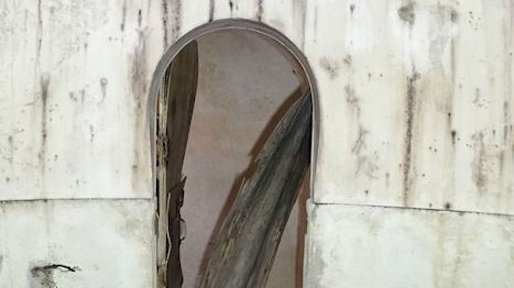 Trung Quốc: Mua căn nhà nhỏ may mắn được thêm căn hầm trú ẩn dưới lòng đất