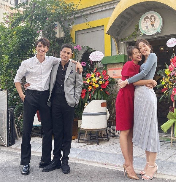 11 tháng 5 ngày 11 tháng 5 ngày