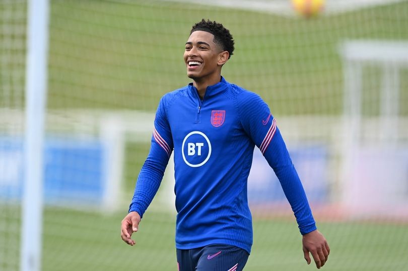 Chuyển nhượng cầu thủ: