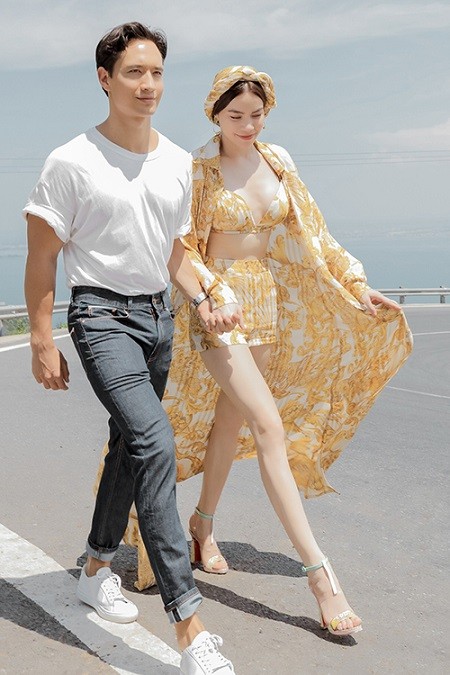 Thời trang tương xứng đẹp đôi Hồ Ngọc Hà bên Kim Lý Thời trang tương xứng đẹp đôi Hồ Ngọc Hà bên Kim Lý