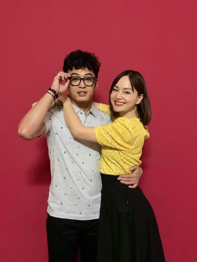 Lan Phương đã cậy nhờ stylist để lựa chọn trang phục phù hợp cho nhân vật Vân Khánh.