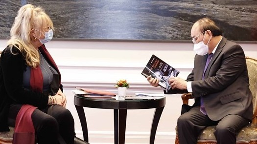 Chủ tịch nước Nguyễn Xuân Phúc tiếp Lãnh sự danh dự Việt Nam tại Torino, Italy