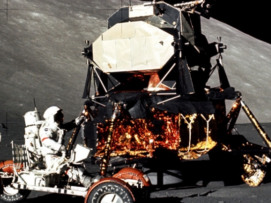 Vì sao Mỹ muốn trở lại Mặt trăng?