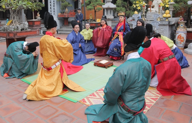 "Dệt nên triều đại" - ý thức văn hóa Việt từ xứ kangaroo