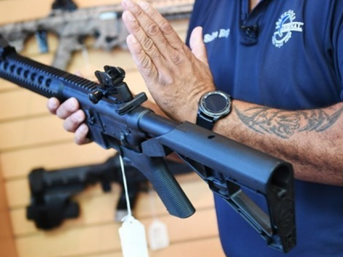 Mỹ: Baltimore mua lại gần 2.000 vũ khí của người dân, có cả súng phóng rocket