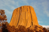 my phat hien hang nghin ho bi an xuat hien duoi day bien