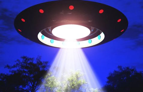 dia bay bi an xuat hien phia tren nui lua moi phun trao