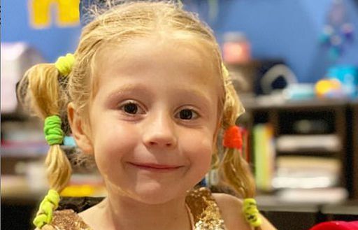 Thêm một ‘ngôi sao kiếm tiền’ nhí kiếm 18 triệu USD/năm