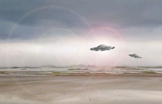 Vén màn bí ẩn cuộc chạm trán với UFO của phi công Mỹ