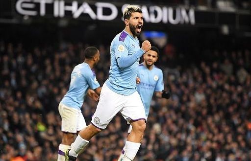 Man City vất vả giành chiến thắng trên sân nhà, vẫn kém xa đội đầu bảng