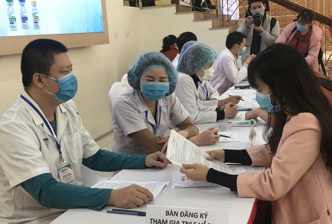Việt Nam chính thức tuyển người thử nghiệm vaccine ngừa Covid-19 Việt Nam chính thức tuyển người thử nghiệm vaccine ngừa Covid-19