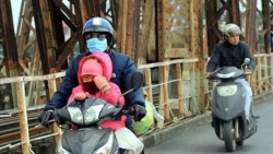 Dự báo thời tiết ngày và đêm nay (25/12): Nhích nhiệt, Bắc Bộ và Bắc Trung Bộ trời rét, trưa chiều hửng nắng; Miền Trung và miền Nam mưa rào và dông