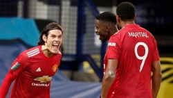 Man Utd có thể vô địch Ngoại hạng Anh nếu thắng Leicester City và thuận lợi khi chiêu mộ Saul Niguez. Câu chuyện Messi với Man City