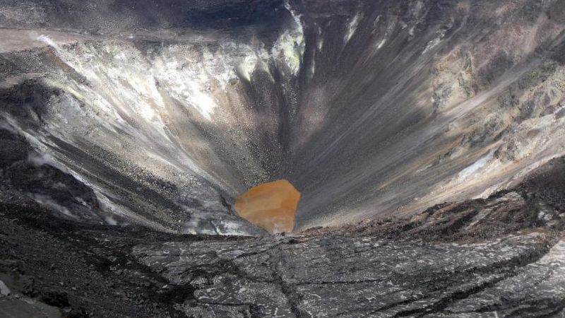 Hồ nước tử thần bỗng dưng biến mất hoàn toàn